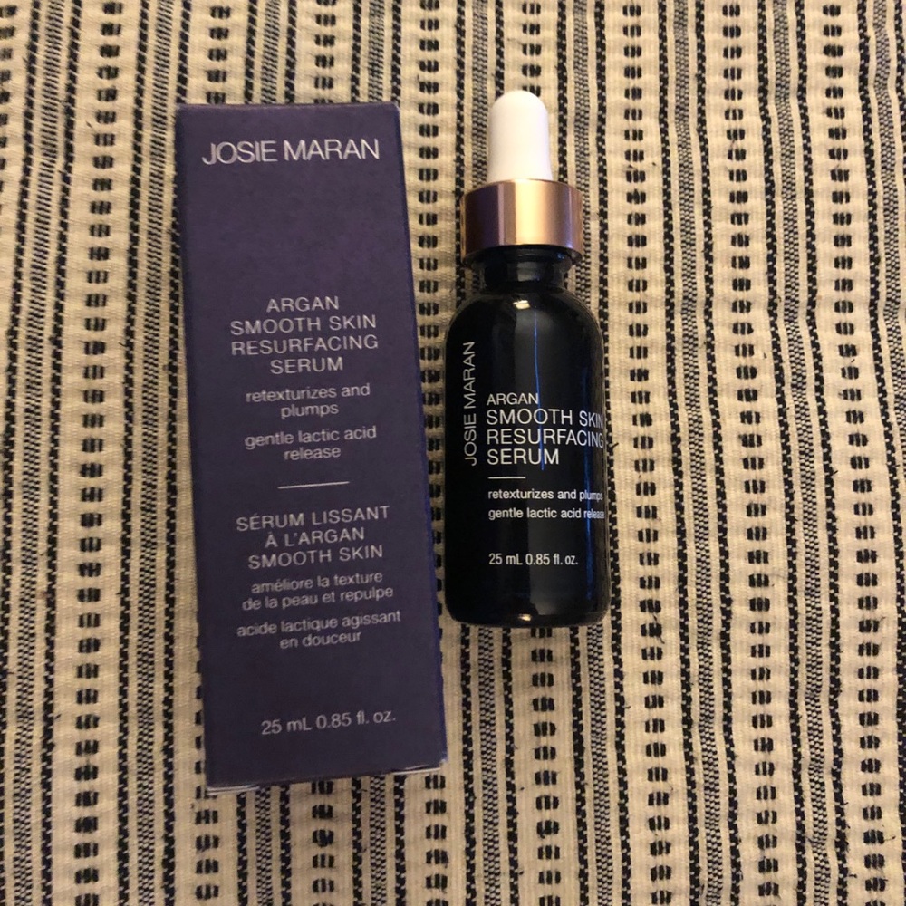 Josie Maran Argan Smooth Skin Resurfacing Serum